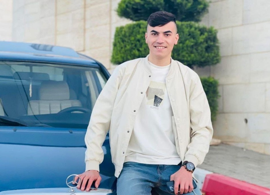 الشهيد عبد الفتاح عاهد أحمد الحريبات